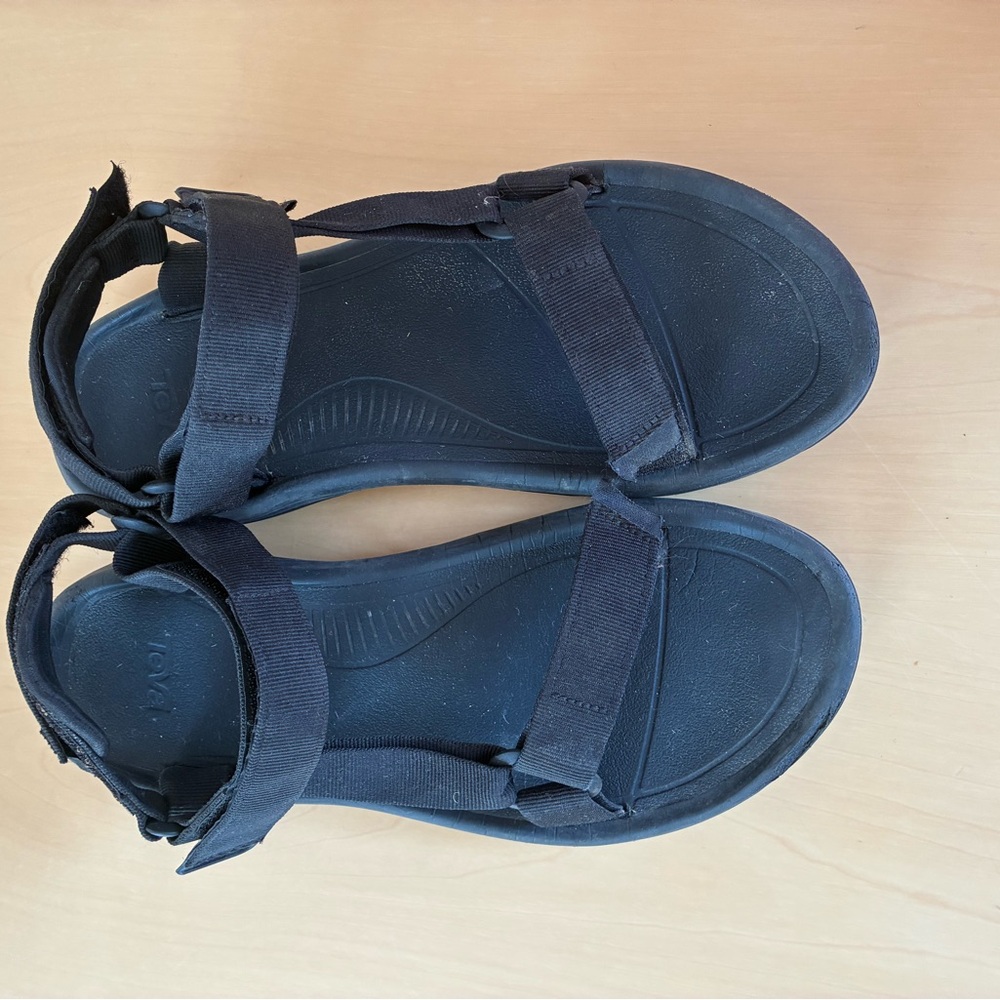 Teva Men’s Size 11 Sandals